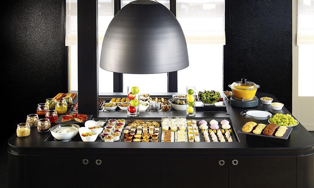 Campanile Marseille Vitrolles Griffon Hotel Екстериор снимка