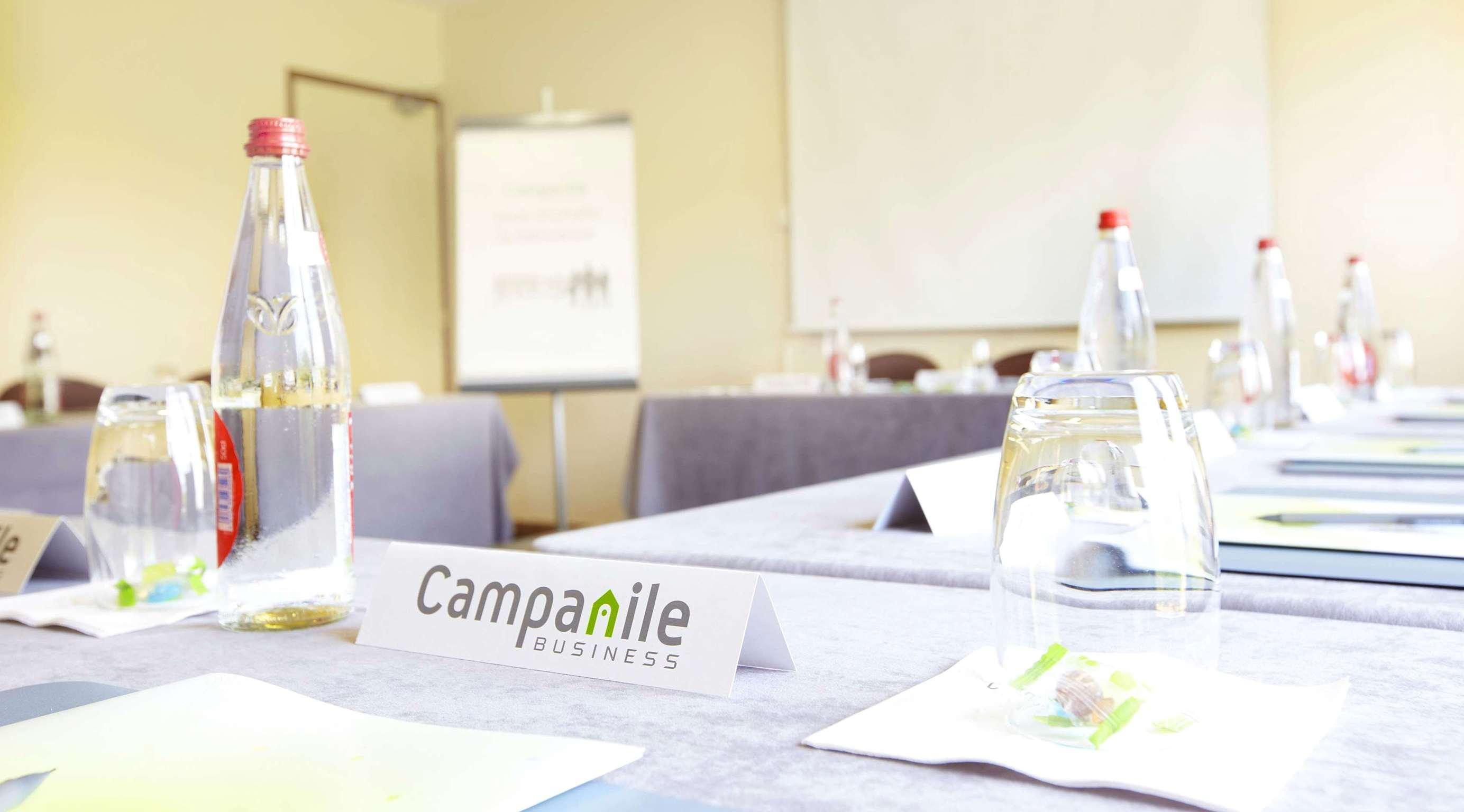 Campanile Marseille Vitrolles Griffon Hotel Екстериор снимка